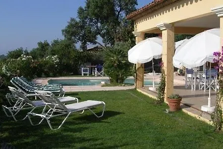 Hotel Mavilla 4*