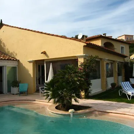 Mavilla 4*